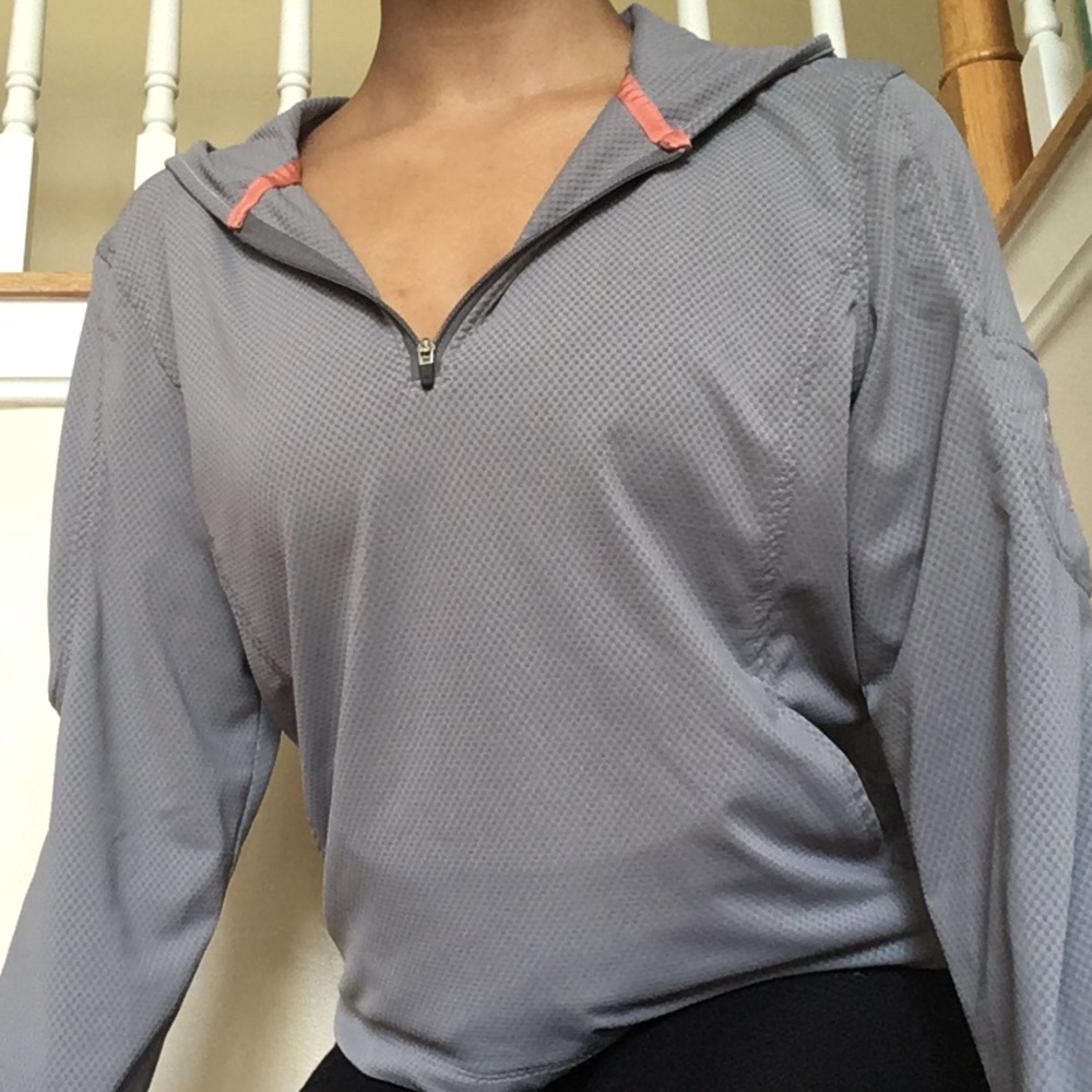 Title Nine Grey Dry-Fit Sweatshirt